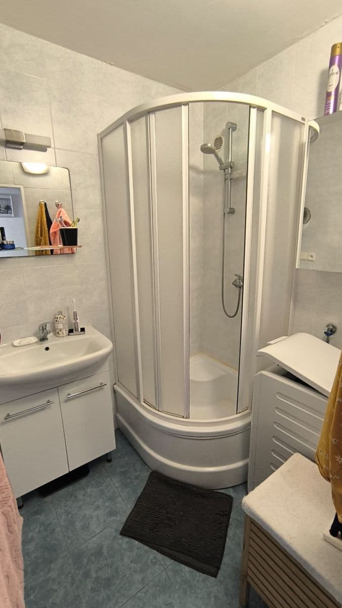 Prenájom bytu 3-izbový 71 m², Rezlerova, Praha, Praha Prenájom bytu 3-izbový 71 m², Rezlerova, Praha, Praha