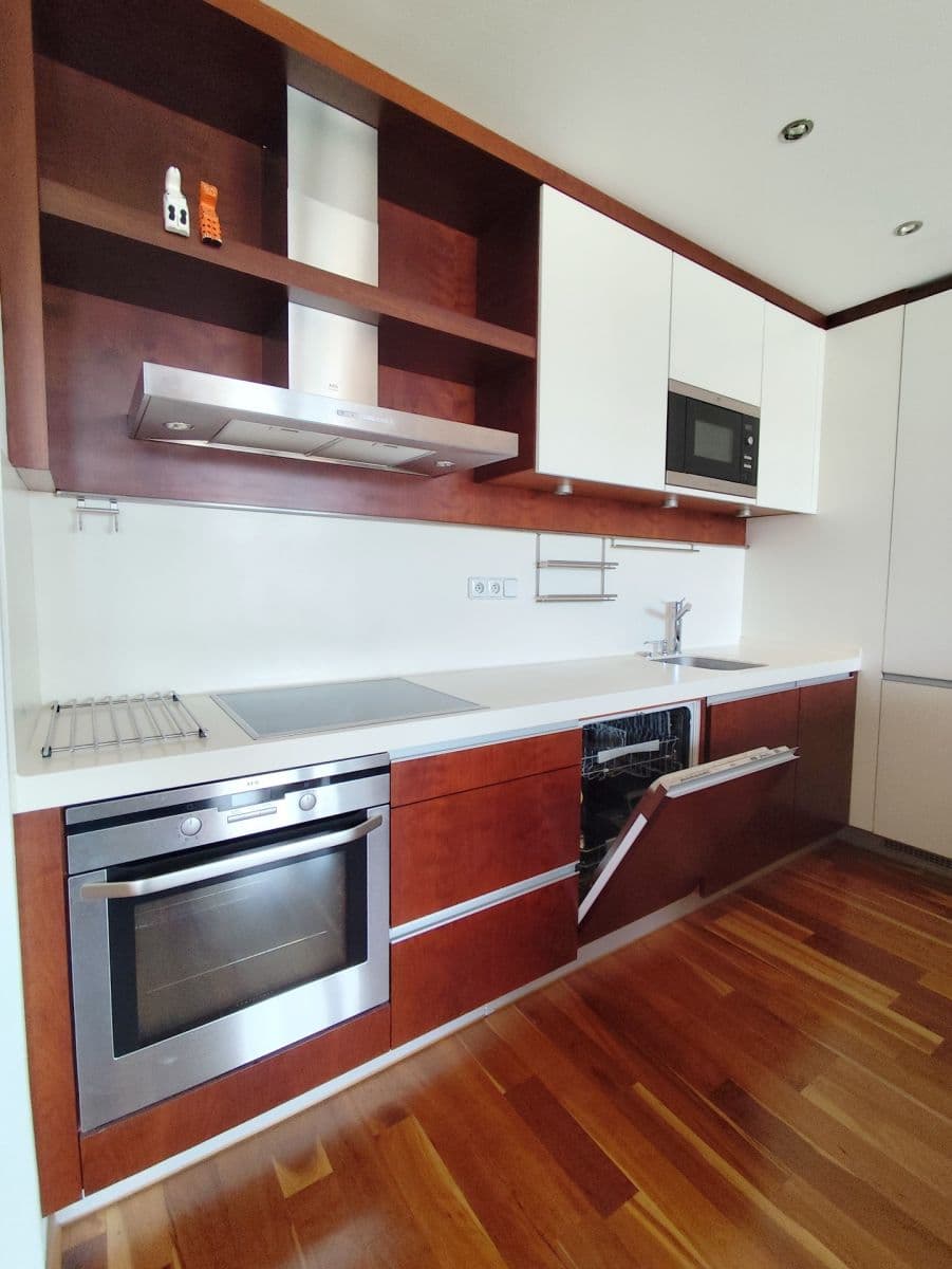Predaj bytu 3-izbový 94 m², Paťanka, Praha, Praha Predaj bytu 3-izbový 94 m², Paťanka, Praha, Praha