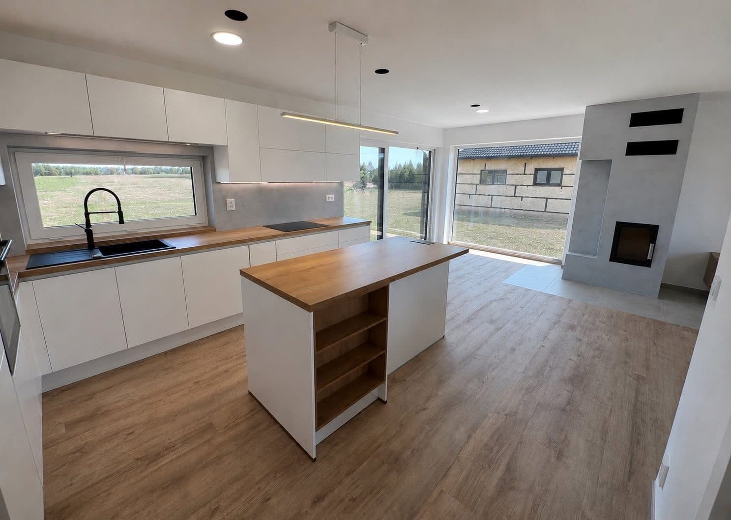 Predaj domu 178 m², pozemek 987 m², Rokytno, Pardubický kraj Predaj domu 178 m², pozemek 987 m², Rokytno, Pardubický kraj