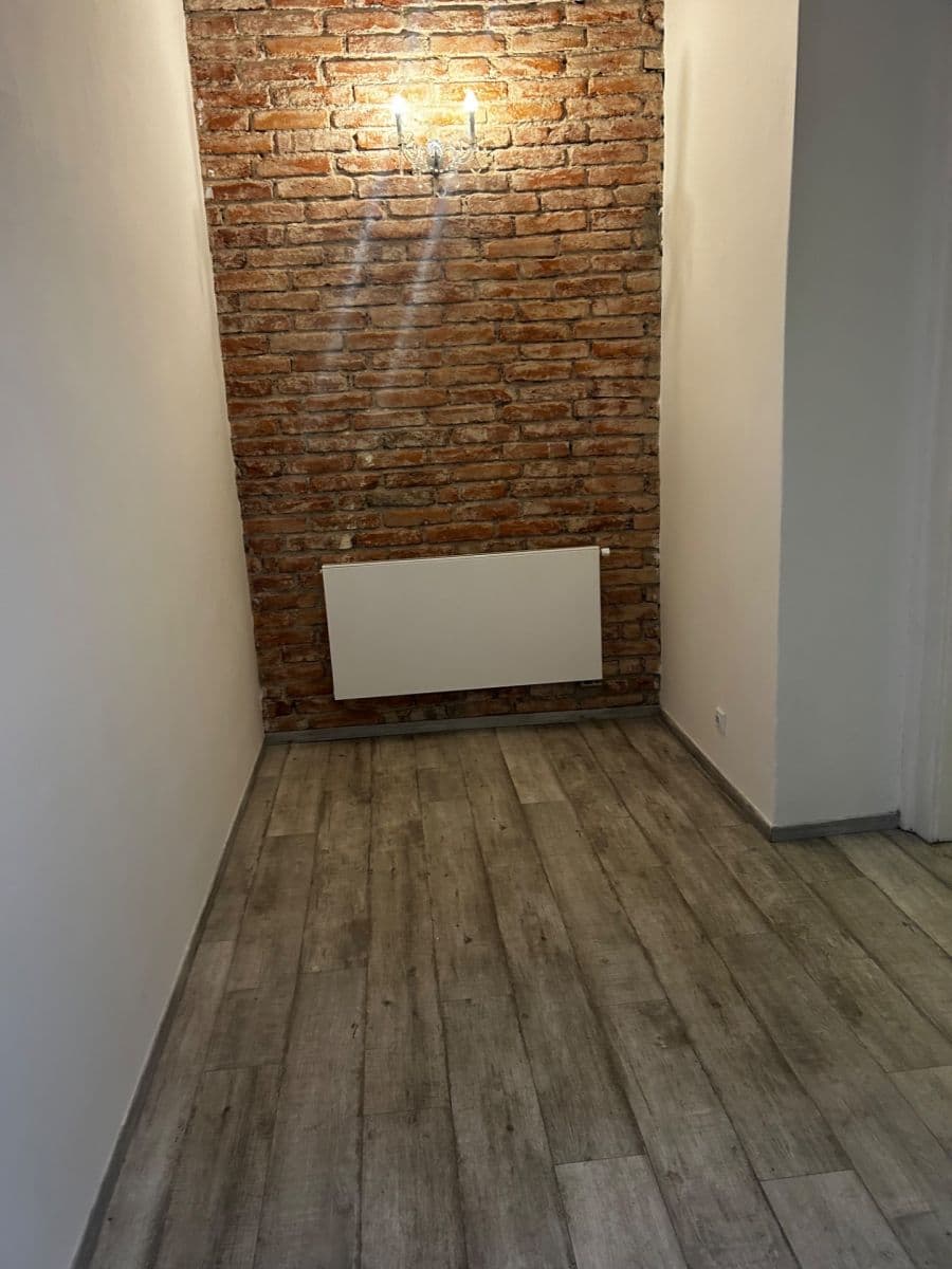 Prenájom bytu 3-izbový 73 m², Zborovská, Praha, Praha Prenájom bytu 3-izbový 73 m², Zborovská, Praha, Praha