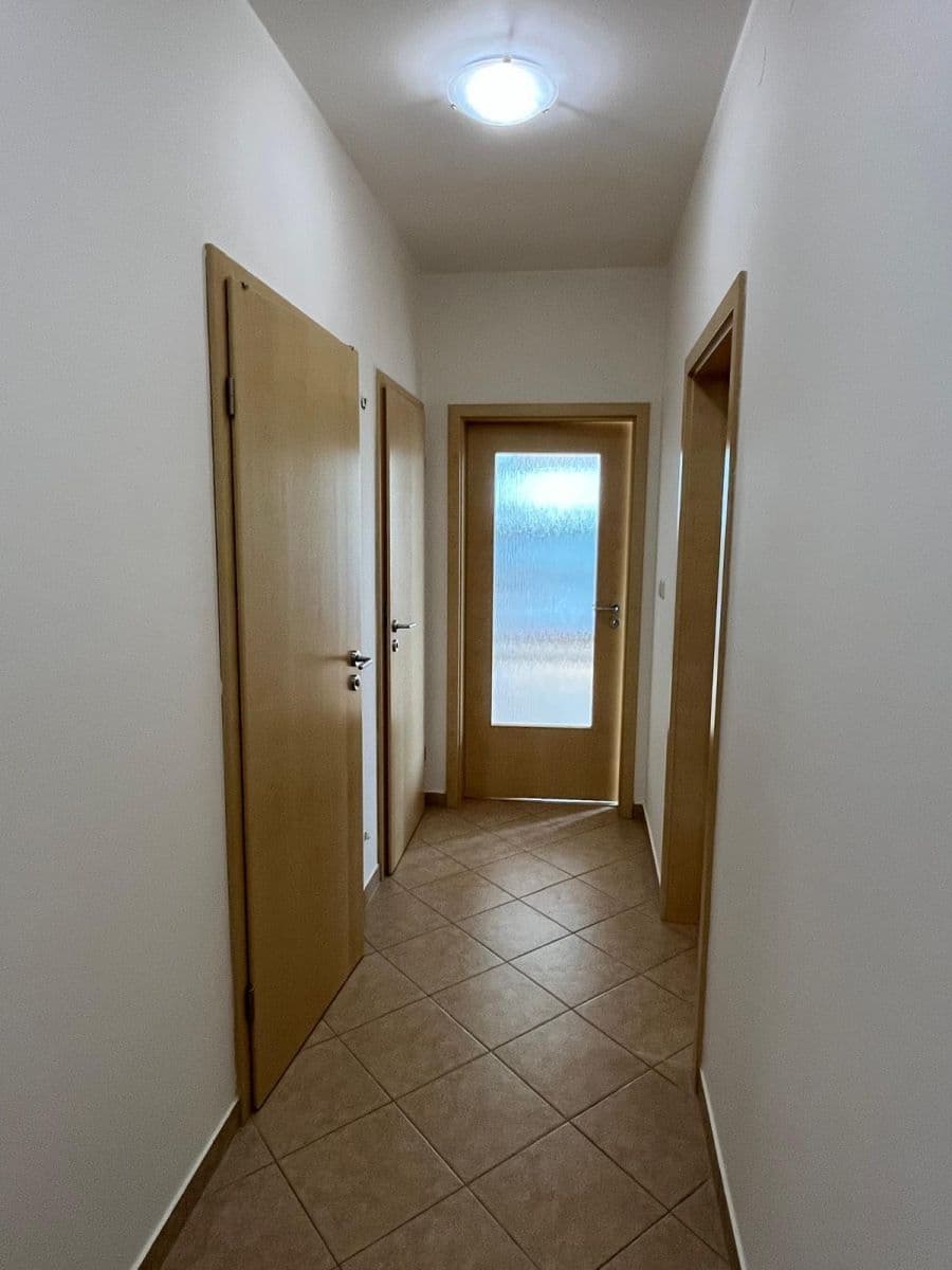 Prenájom bytu 2-izbový 50 m², U Jízdárny, Praha, Praha Prenájom bytu 2-izbový 50 m², U Jízdárny, Praha, Praha