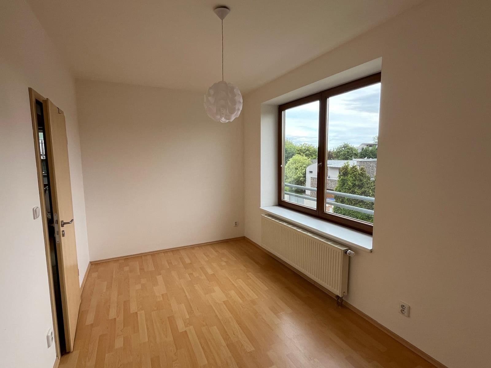 Prenájom bytu 2-izbový 50 m², U Jízdárny, Praha, Praha Prenájom bytu 2-izbový 50 m², U Jízdárny, Praha, Praha
