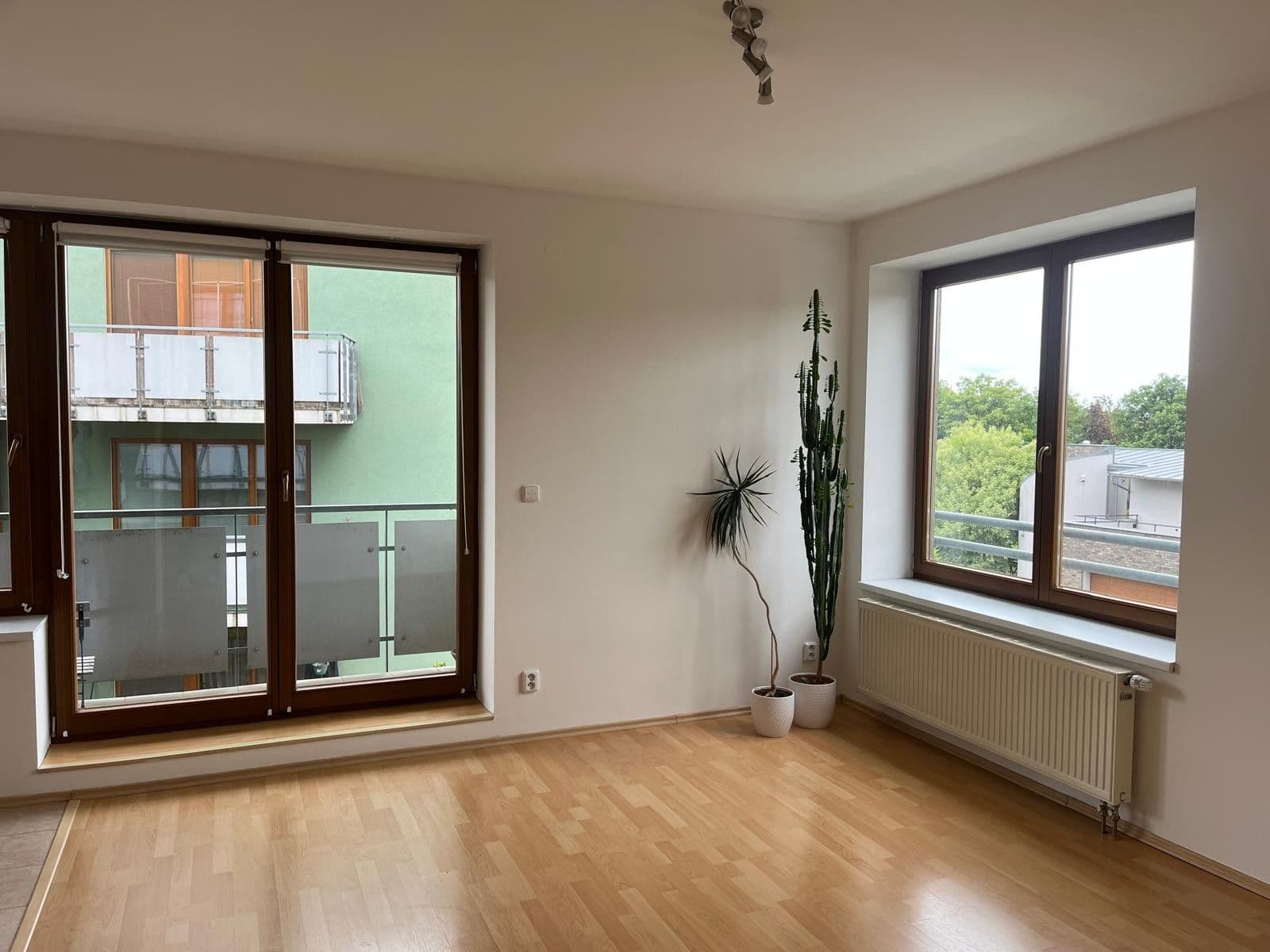 Prenájom bytu 2-izbový 50 m², U Jízdárny, Praha, Praha Prenájom bytu 2-izbový 50 m², U Jízdárny, Praha, Praha