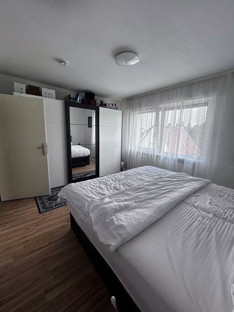 Prenájom bytu 3-izbový 80 m², Rodgau, Hesensko Prenájom bytu 3-izbový 80 m², Rodgau, Hesensko