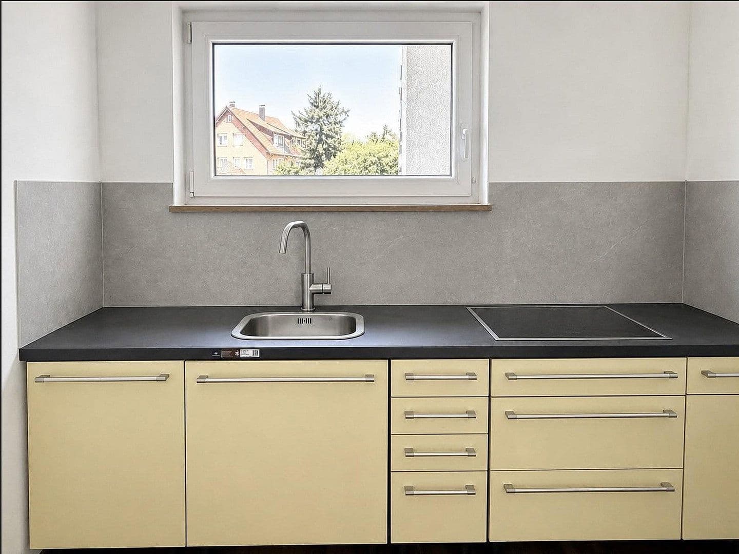 Predaj bytu 3-izbový 71 m², Leonberg, Bádensko-Wurttembersko Predaj bytu 3-izbový 71 m², Leonberg, Bádensko-Wurttembersko