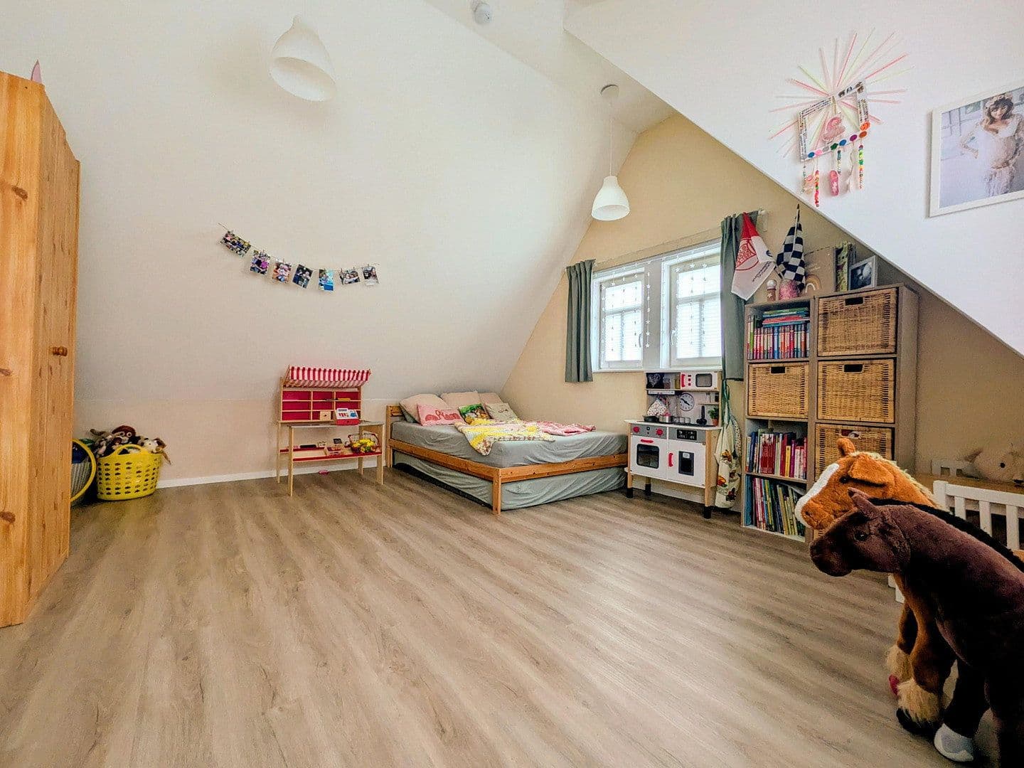 Predaj domu 117 m², pozemek 300 m², Bruchköbel, Hesensko Predaj domu 117 m², pozemek 300 m², Bruchköbel, Hesensko