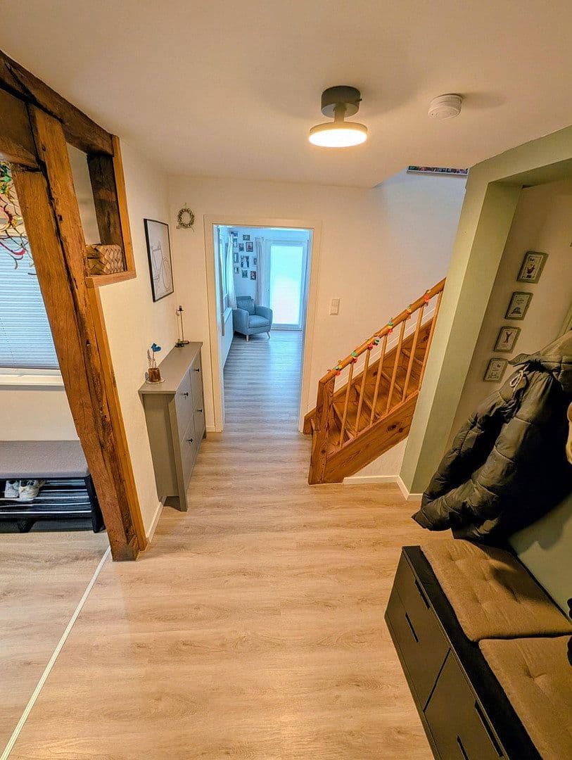 Predaj domu 117 m², pozemek 300 m², Bruchköbel, Hesensko Predaj domu 117 m², pozemek 300 m², Bruchköbel, Hesensko