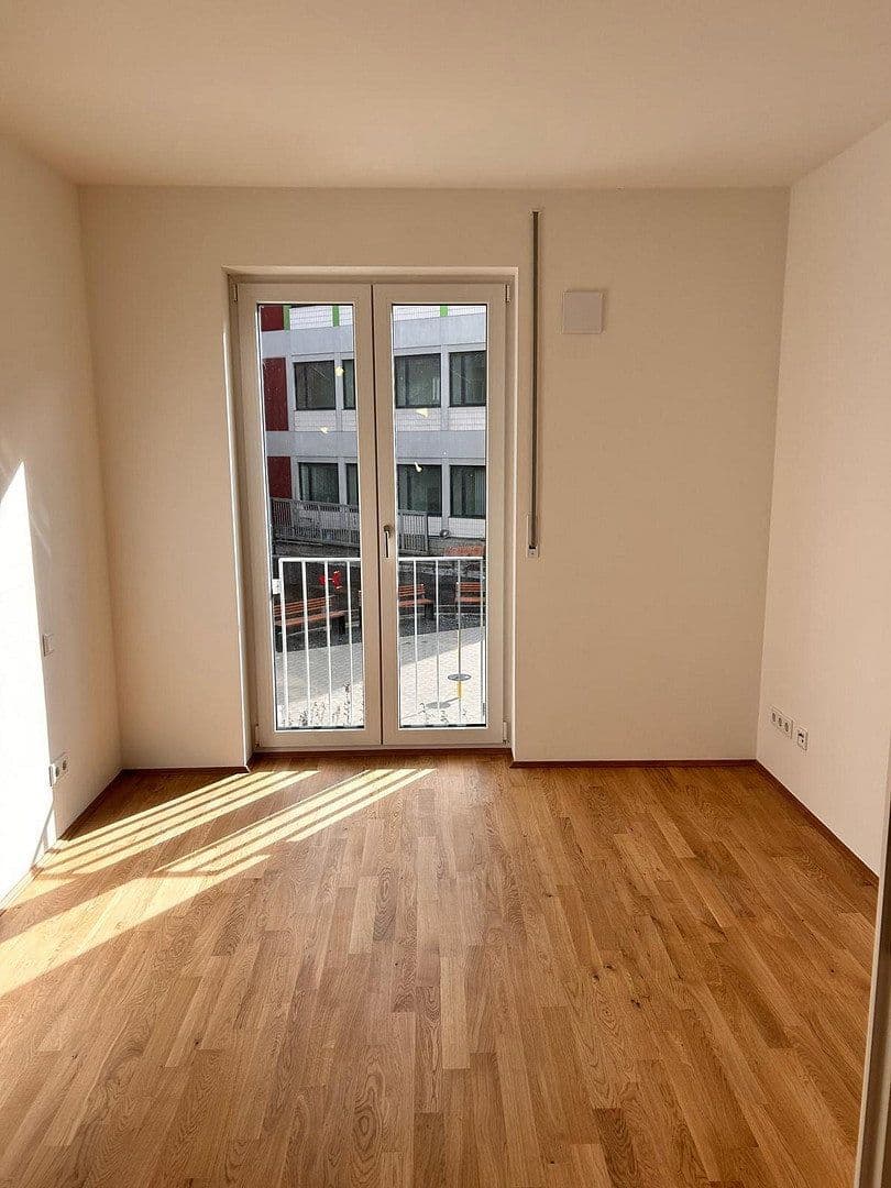 Prenájom bytu 3-izbový 81 m², Eschollbrücker Str. 8, Darmstadt, Hesensko Prenájom bytu 3-izbový 81 m², Eschollbrücker Str. 8, Darmstadt, Hesensko