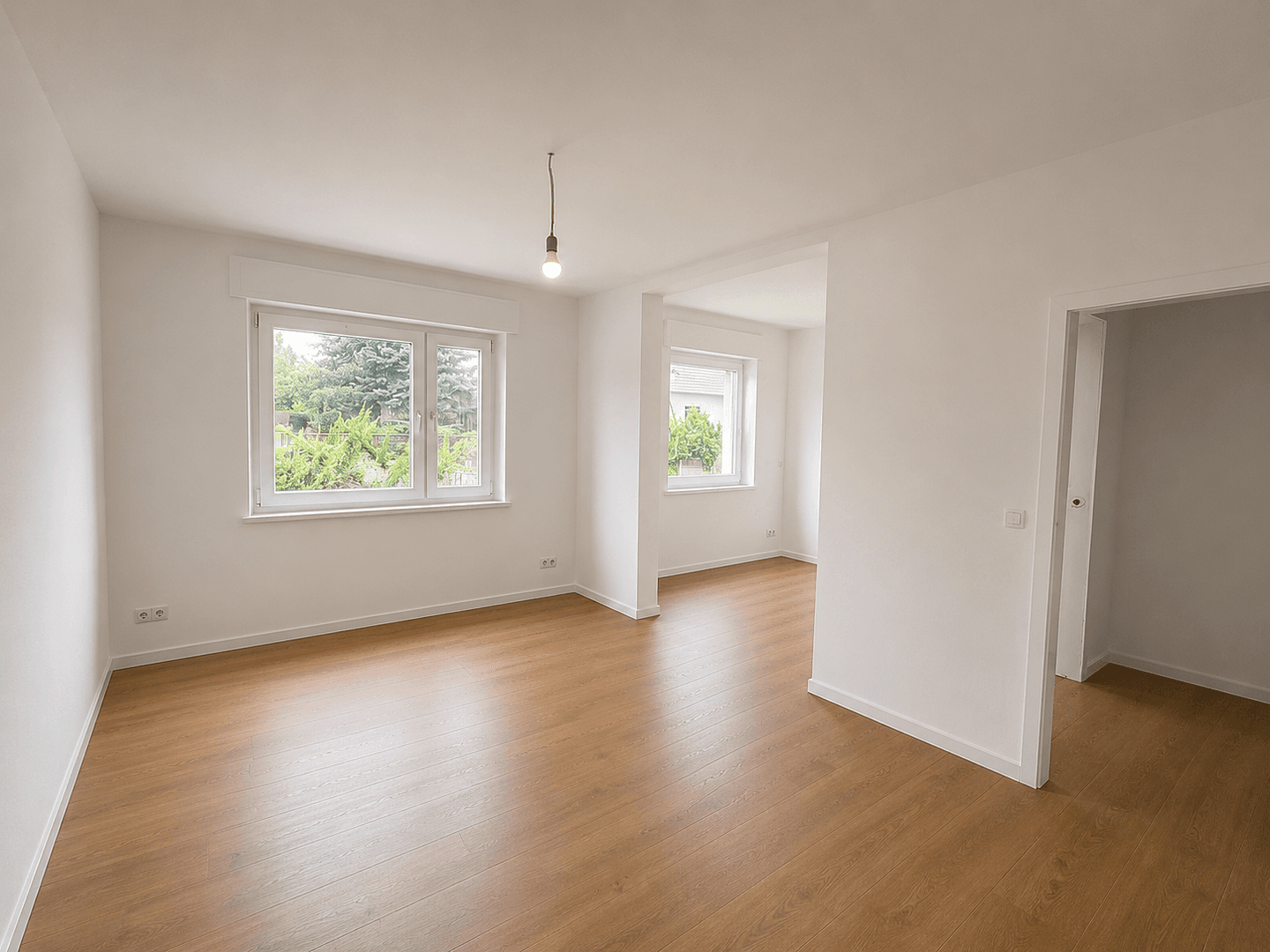 Prenájom domu 130 m², pozemek 461 m², Cottbus, Brandenbursko Prenájom domu 130 m², pozemek 461 m², Cottbus, Brandenbursko