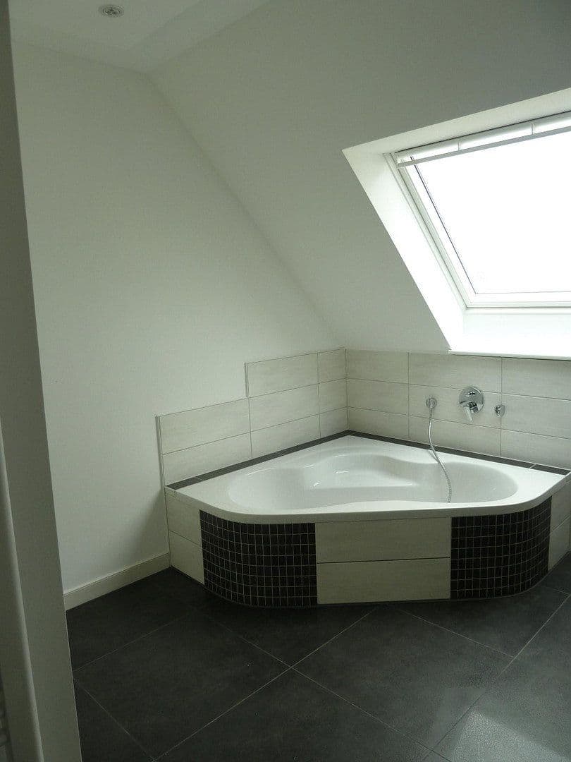 Prenájom bytu 3-izbový 92 m², Wolfenbüttel, Dolné Sasko Prenájom bytu 3-izbový 92 m², Wolfenbüttel, Dolné Sasko