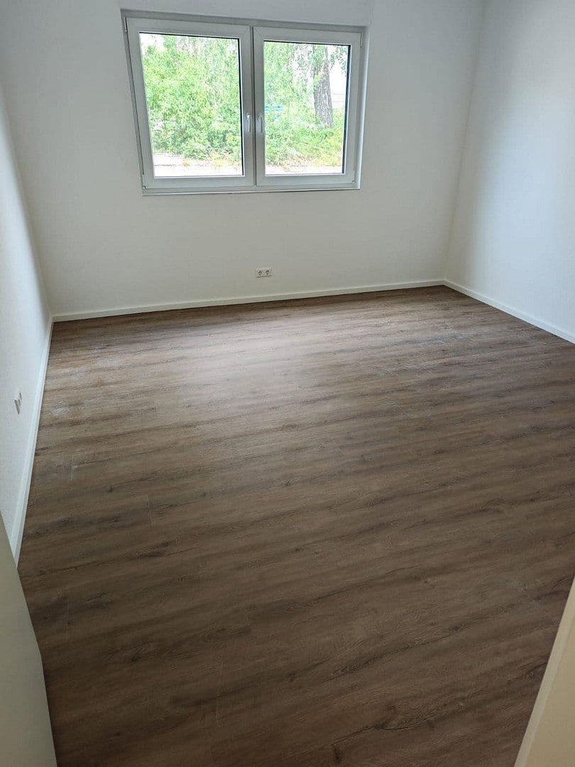 Prenájom kancelárie 30 m², Karlsruhe, Bádensko-Wurttembersko Prenájom kancelárie 30 m², Karlsruhe, Bádensko-Wurttembersko