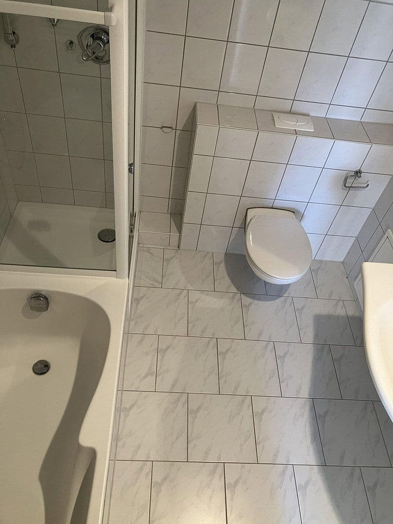 Prenájom bytu 4-izbový 218 m², Birstein, Hesensko Prenájom bytu 4-izbový 218 m², Birstein, Hesensko