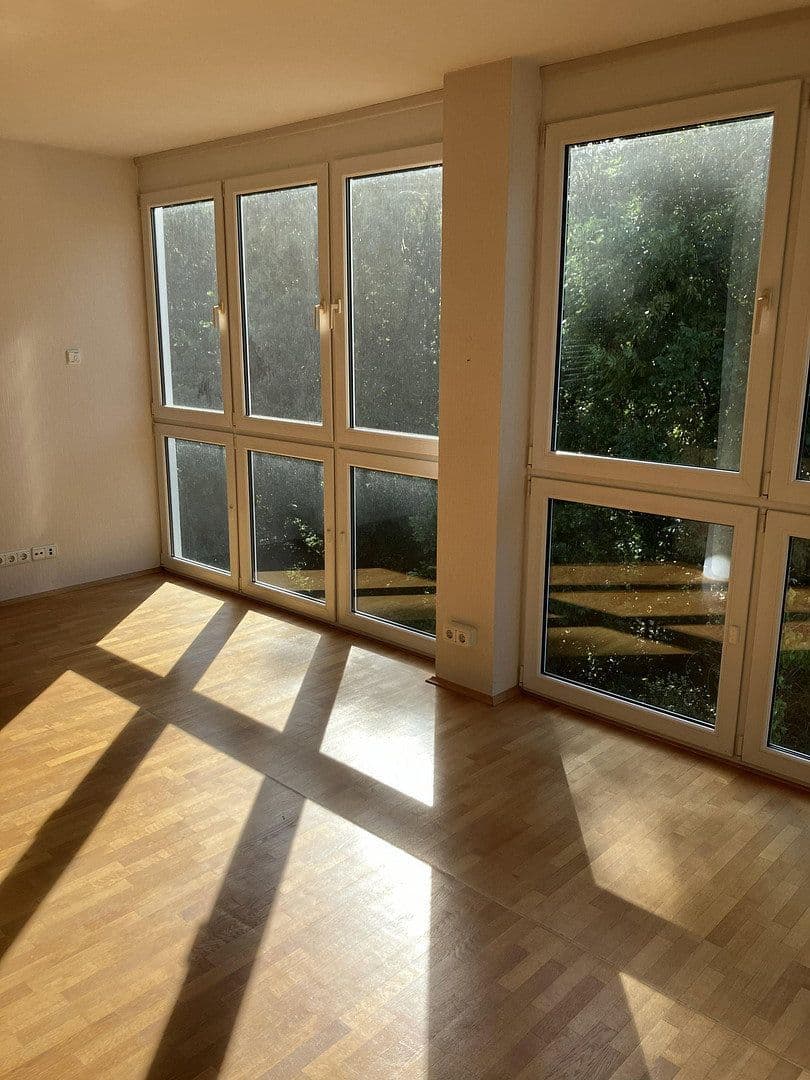 Prenájom bytu 4-izbový 218 m², Birstein, Hesensko Prenájom bytu 4-izbový 218 m², Birstein, Hesensko
