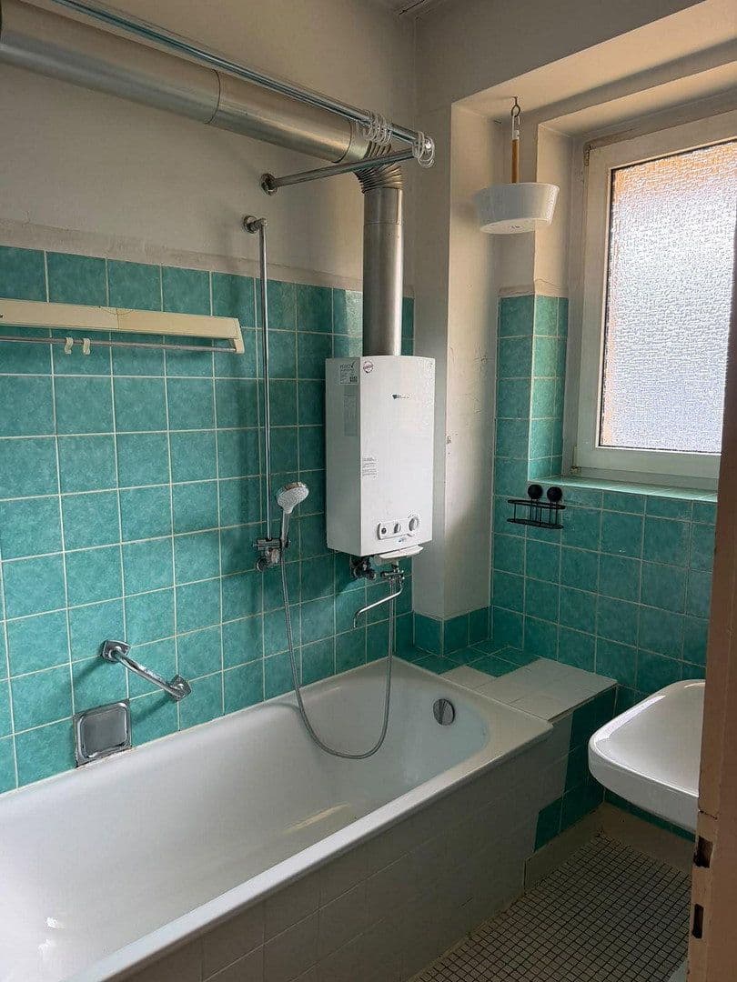 Prenájom bytu 2-izbový 74 m², Geibelstr. 15, Karlsruhe, Bádensko-Wurttembersko Prenájom bytu 2-izbový 74 m², Geibelstr. 15, Karlsruhe, Bádensko-Wurttembersko