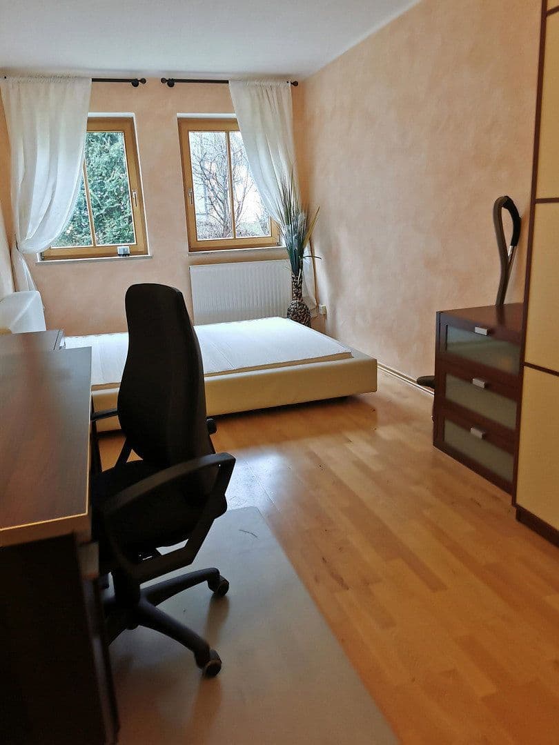 Prenájom bytu 2-izbový 55 m², Bannewitz, Sasko Prenájom bytu 2-izbový 55 m², Bannewitz, Sasko
