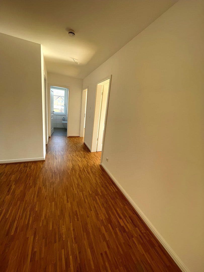 Prenájom bytu 3-izbový 105 m², Schulstraße 60a, Elmshorn, Šlezvicko-Holštajnsko Prenájom bytu 3-izbový 105 m², Schulstraße 60a, Elmshorn, Šlezvicko-Holštajnsko