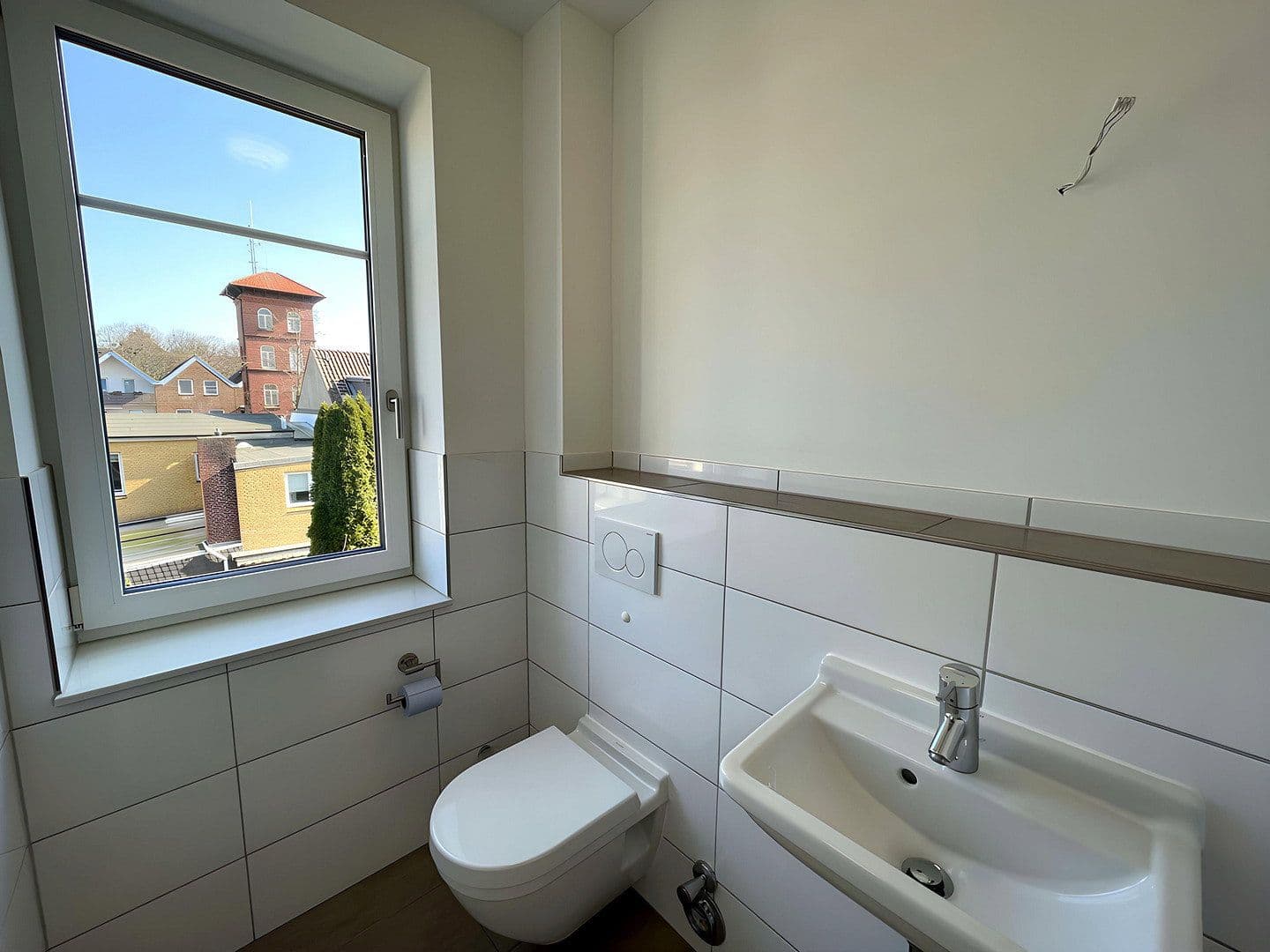 Prenájom bytu 3-izbový 105 m², Schulstraße 60a, Elmshorn, Šlezvicko-Holštajnsko Prenájom bytu 3-izbový 105 m², Schulstraße 60a, Elmshorn, Šlezvicko-Holštajnsko