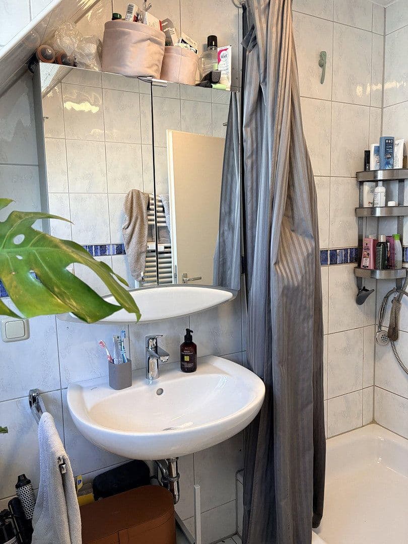 Prenájom bytu 3-izbový 68 m², Rathausplatz 28, Hattingen, Severné Porýnie - Westfálsko Prenájom bytu 3-izbový 68 m², Rathausplatz 28, Hattingen, Severné Porýnie - Westfálsko