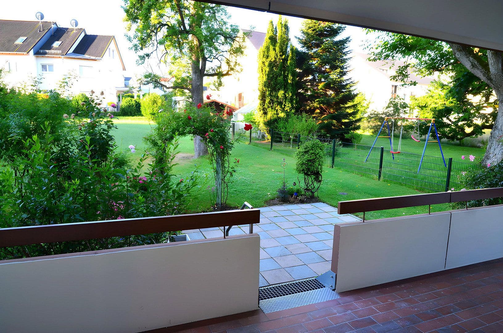 Prenájom bytu 5-izbový 126 m², Schulstraße 33, Leinfelden-Echterdingen, Bádensko-Wurttembersko Prenájom bytu 5-izbový 126 m², Schulstraße 33, Leinfelden-Echterdingen, Bádensko-Wurttembersko