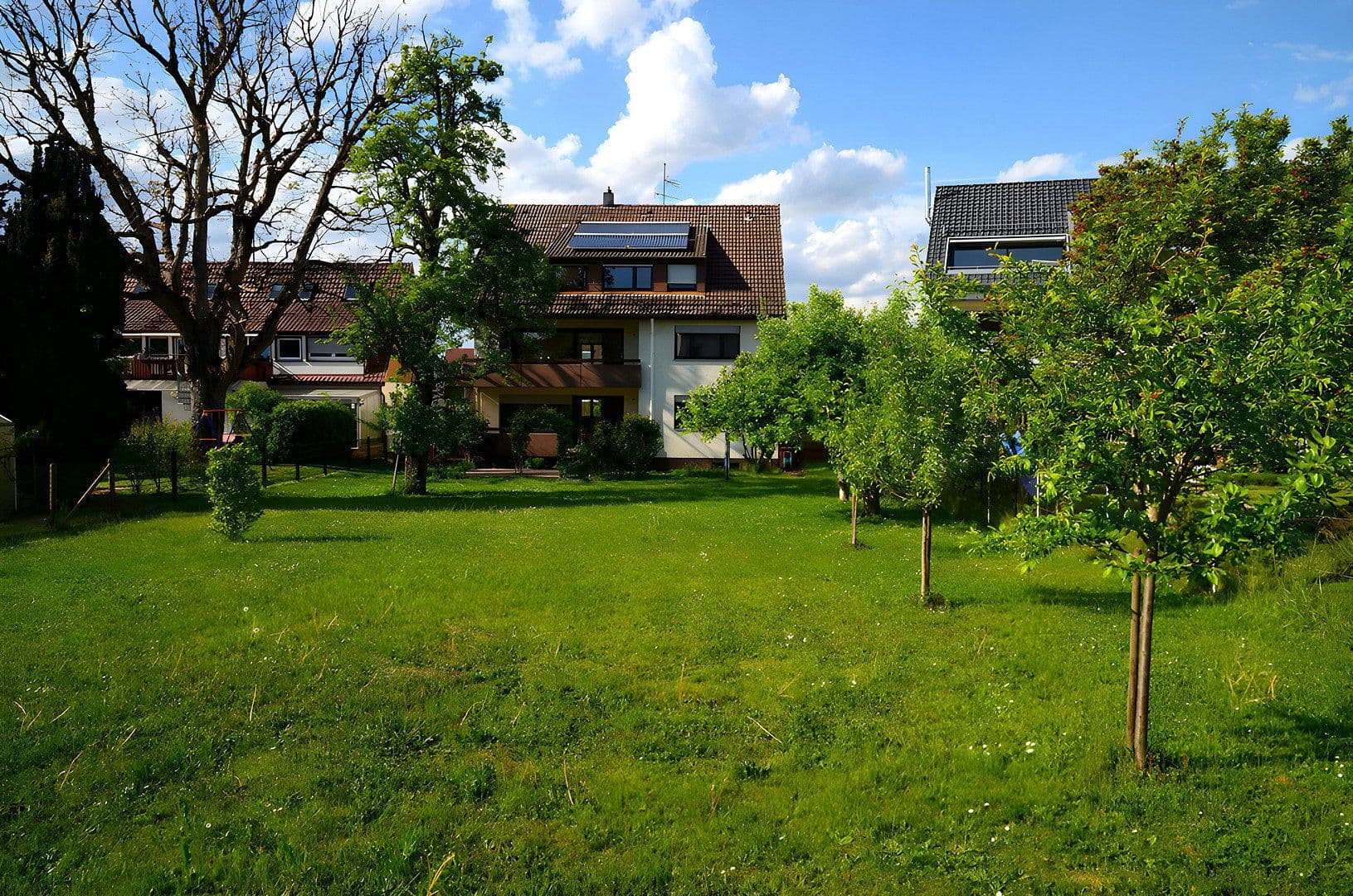 Prenájom bytu 5-izbový 126 m², Schulstraße 33, Leinfelden-Echterdingen, Bádensko-Wurttembersko Prenájom bytu 5-izbový 126 m², Schulstraße 33, Leinfelden-Echterdingen, Bádensko-Wurttembersko