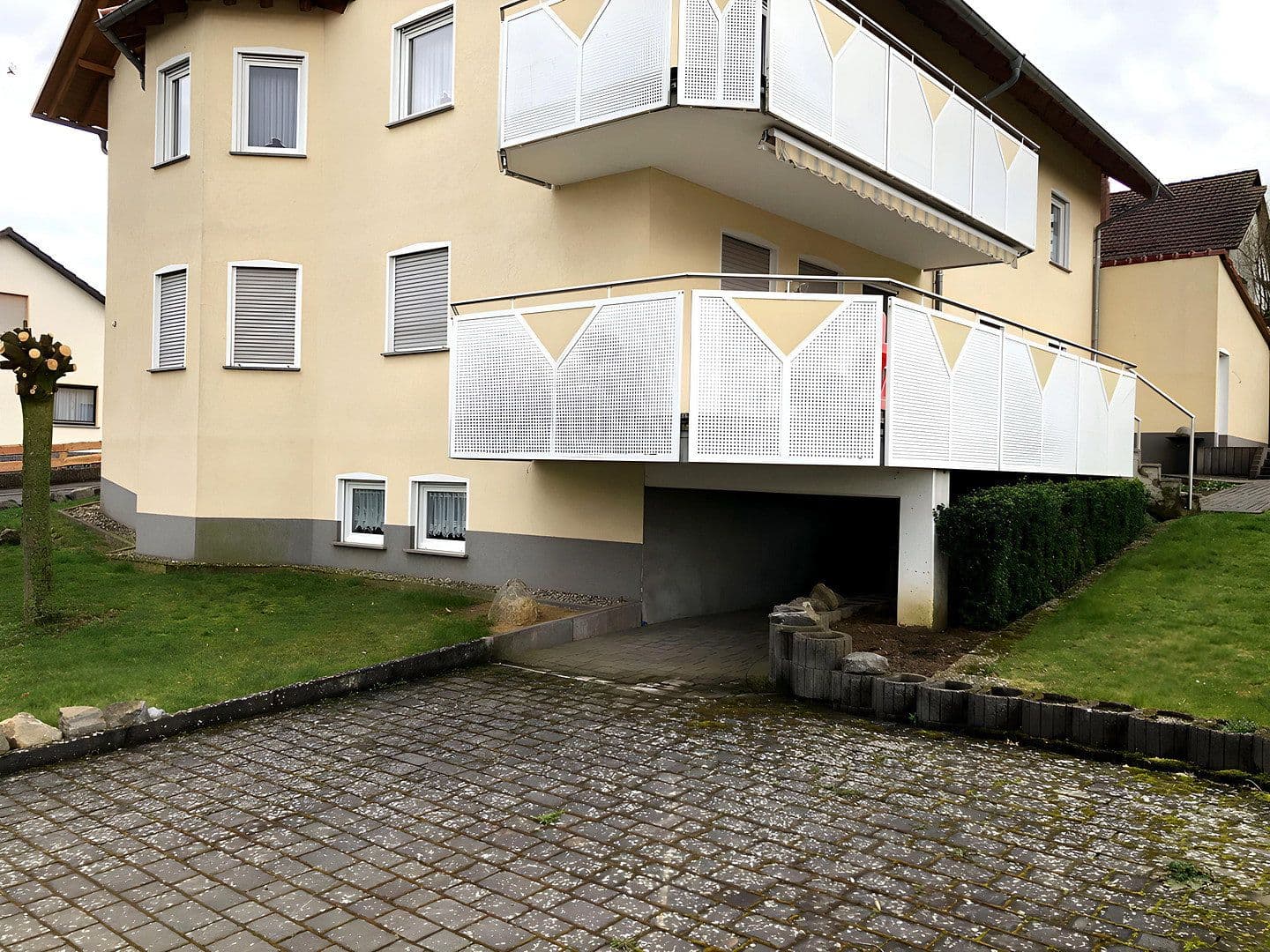 Prenájom bytu 5-izbový 135 m², Schulstraße 30, Pohlheim, Hesensko Prenájom bytu 5-izbový 135 m², Schulstraße 30, Pohlheim, Hesensko