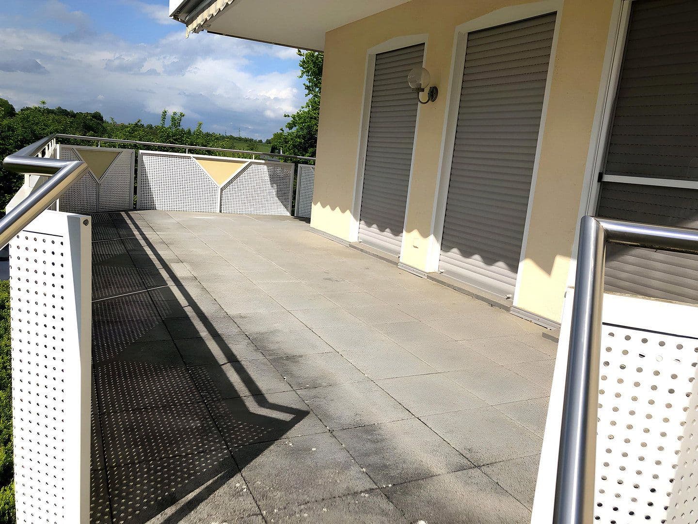 Prenájom bytu 5-izbový 135 m², Schulstraße 30, Pohlheim, Hesensko Prenájom bytu 5-izbový 135 m², Schulstraße 30, Pohlheim, Hesensko
