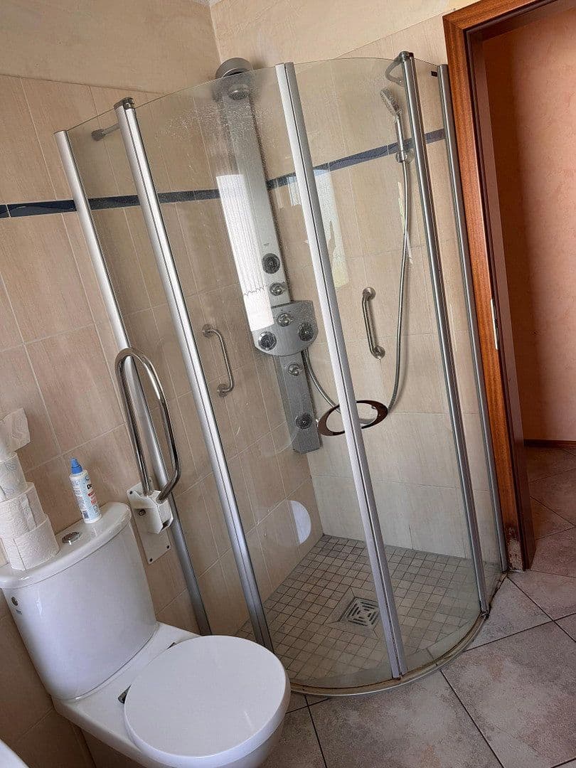 Predaj domu 140 m², pozemek 700 m², Hüttenberg, Hesensko Predaj domu 140 m², pozemek 700 m², Hüttenberg, Hesensko