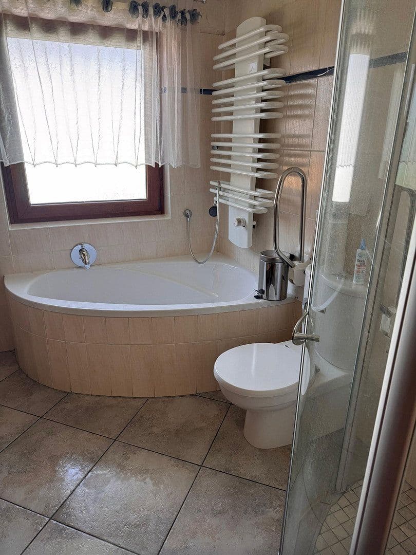 Predaj domu 140 m², pozemek 700 m², Hüttenberg, Hesensko Predaj domu 140 m², pozemek 700 m², Hüttenberg, Hesensko