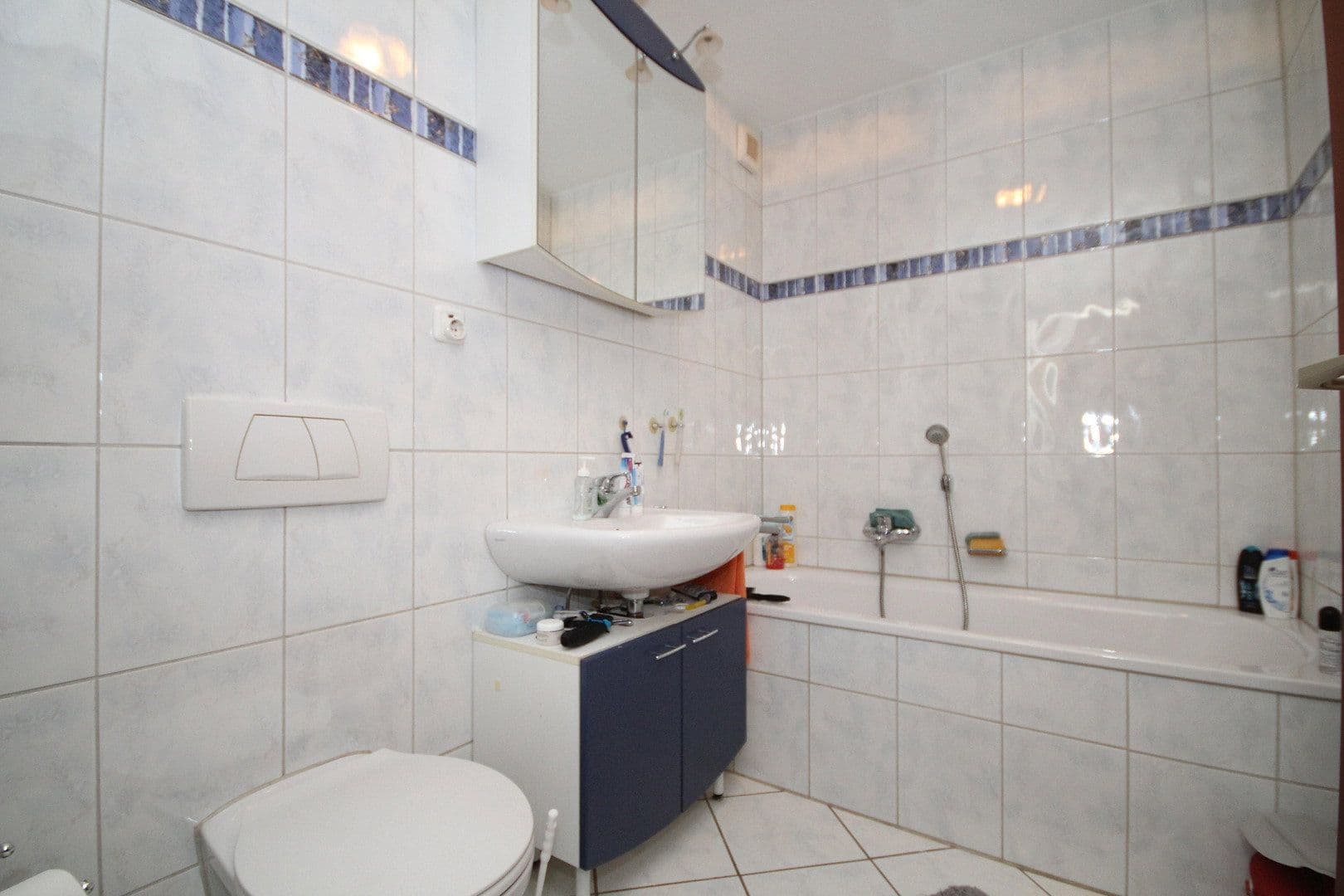 Prenájom bytu 2-izbový 51 m², Holbeinstr. 4, Essen-Holsterhausen, Severné Porýnie - Westfálsko Prenájom bytu 2-izbový 51 m², Holbeinstr. 4, Essen-Holsterhausen, Severné Porýnie - Westfálsko