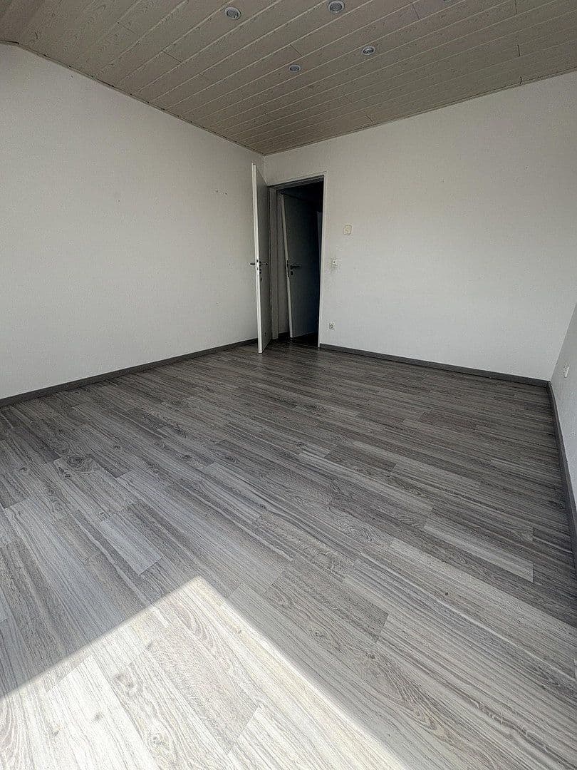 Predaj bytu 4-izbový 79 m², Bruchköbel, Hesensko Predaj bytu 4-izbový 79 m², Bruchköbel, Hesensko