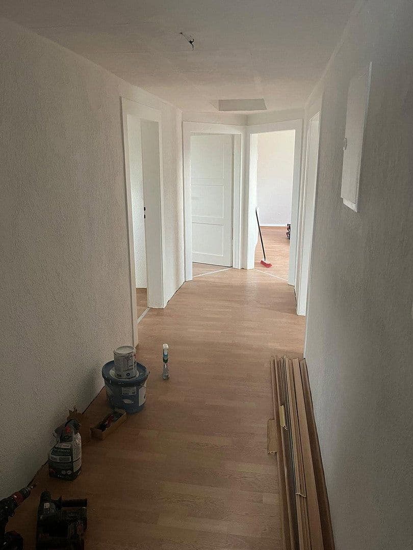 Prenájom bytu 3-izbový 83 m², Schillerstr 24, Bad Pyrmont, Dolné Sasko Prenájom bytu 3-izbový 83 m², Schillerstr 24, Bad Pyrmont, Dolné Sasko