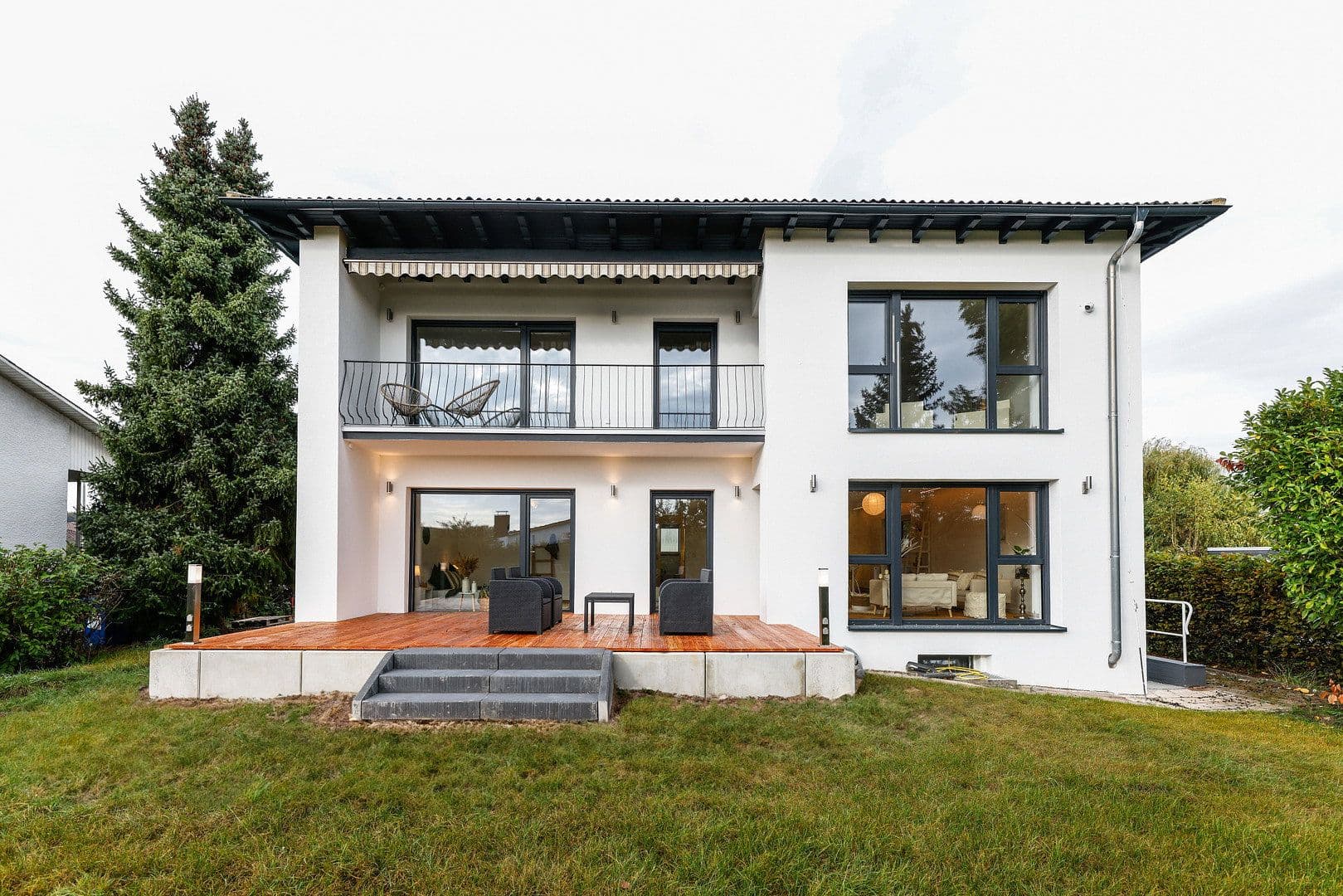 Prenájom bytu 3-izbový 88 m², Pohlheim, Hesensko Prenájom bytu 3-izbový 88 m², Pohlheim, Hesensko
