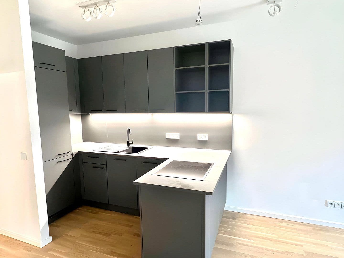 Prenájom bytu 2-izbový 61 m², Pufendorfstraße 4a, Berlin, Berlín Prenájom bytu 2-izbový 61 m², Pufendorfstraße 4a, Berlin, Berlín