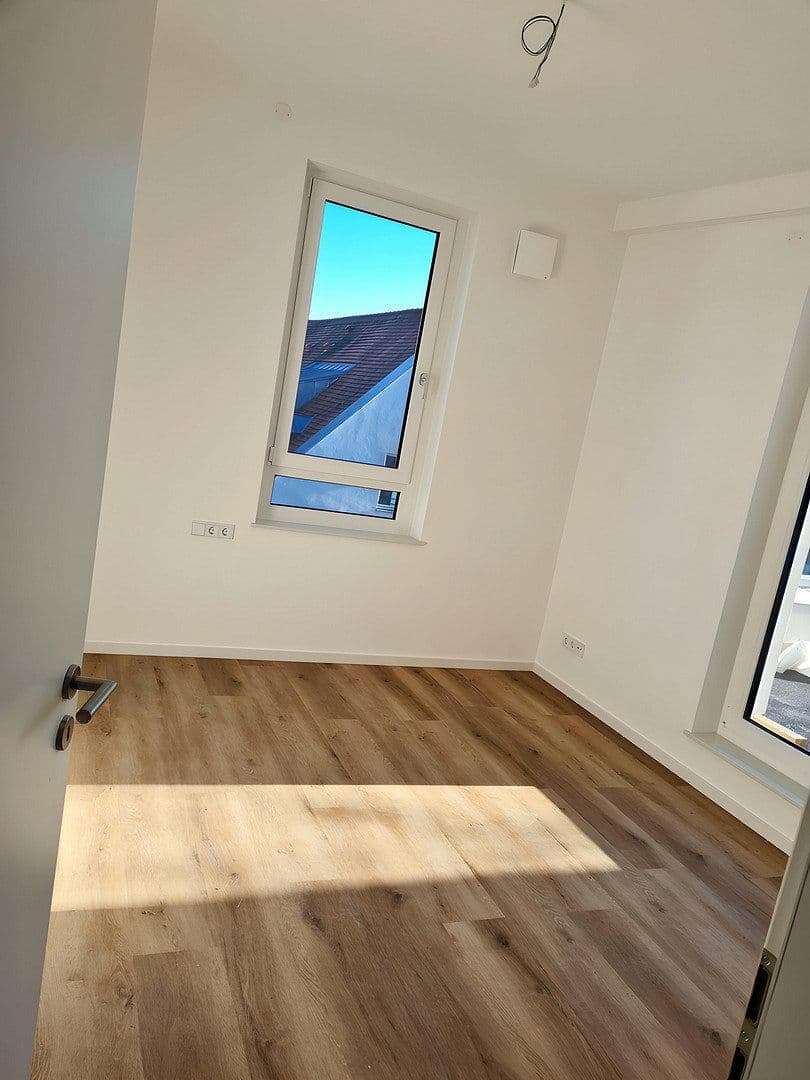 Prenájom bytu 4-izbový 143 m², Proviantbachstraße 13a, Augsburg, Bavorsko Prenájom bytu 4-izbový 143 m², Proviantbachstraße 13a, Augsburg, Bavorsko