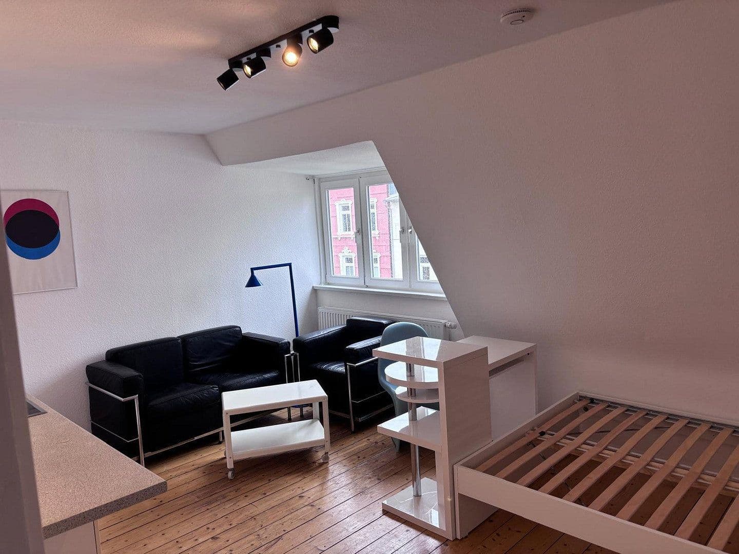 Prenájom bytu 1-izbový 24 m², Hamburg, Hamburg Prenájom bytu 1-izbový 24 m², Hamburg, Hamburg