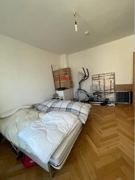 Prenájom bytu 3-izbový 103 m², Mannheim, Bádensko-Wurttembersko Prenájom bytu 3-izbový 103 m², Mannheim, Bádensko-Wurttembersko