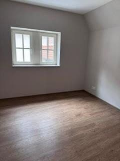 Prenájom bytu 2-izbový 78 m², Mannheim, Bádensko-Wurttembersko Prenájom bytu 2-izbový 78 m², Mannheim, Bádensko-Wurttembersko