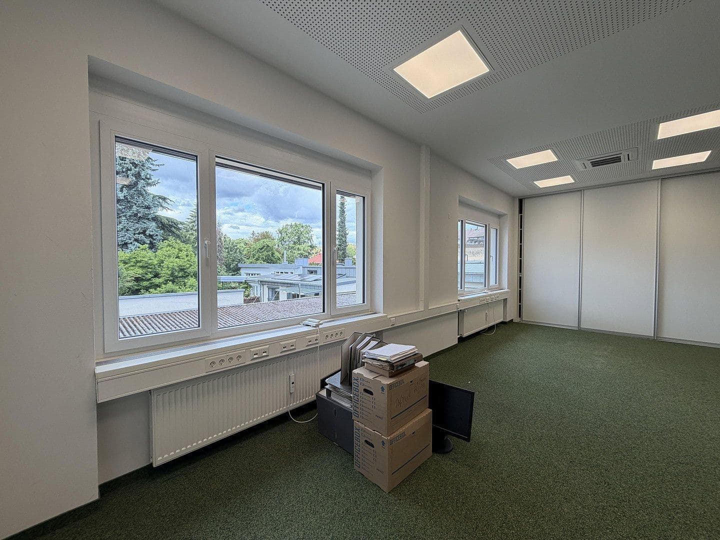 Prenájom bytu 4-izbový 135 m², Stephanienstr. 42/44, Karlsruhe, Bádensko-Wurttembersko Prenájom bytu 4-izbový 135 m², Stephanienstr. 42/44, Karlsruhe, Bádensko-Wurttembersko