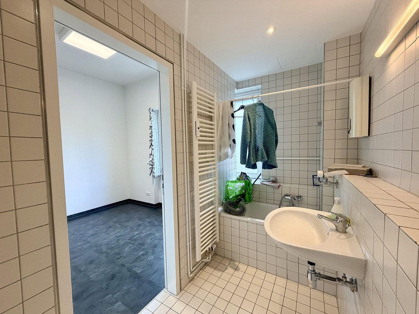 Prenájom bytu 4-izbový 135 m², Stephanienstr. 42/44, Karlsruhe, Bádensko-Wurttembersko Prenájom bytu 4-izbový 135 m², Stephanienstr. 42/44, Karlsruhe, Bádensko-Wurttembersko