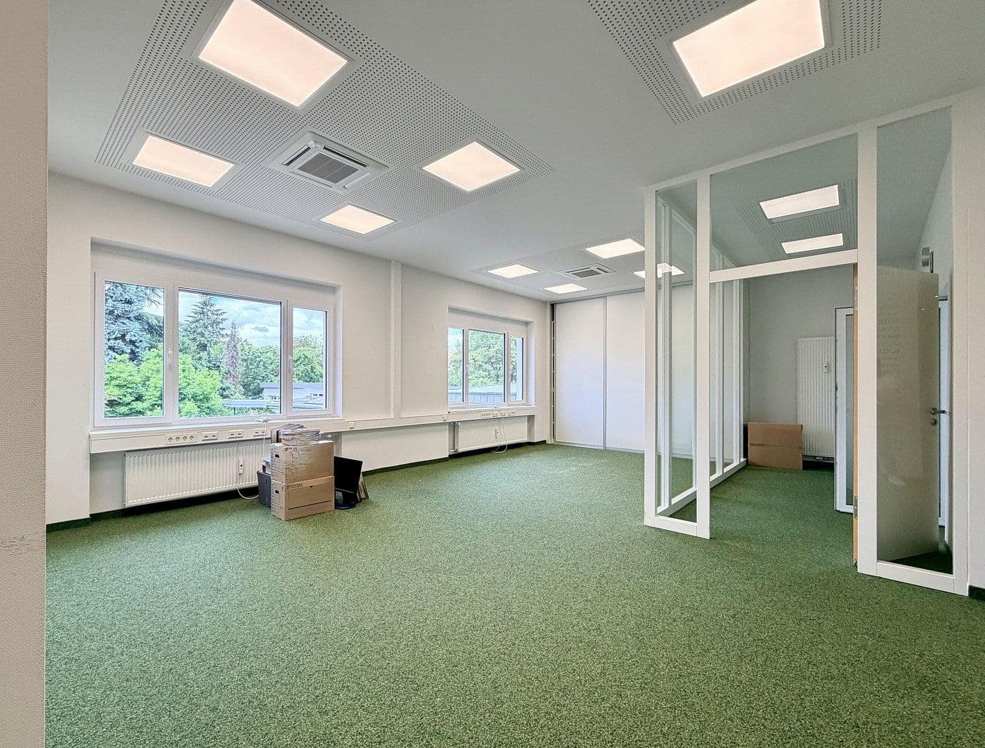 Prenájom bytu 4-izbový 135 m², Stephanienstr. 42/44, Karlsruhe, Bádensko-Wurttembersko Prenájom bytu 4-izbový 135 m², Stephanienstr. 42/44, Karlsruhe, Bádensko-Wurttembersko