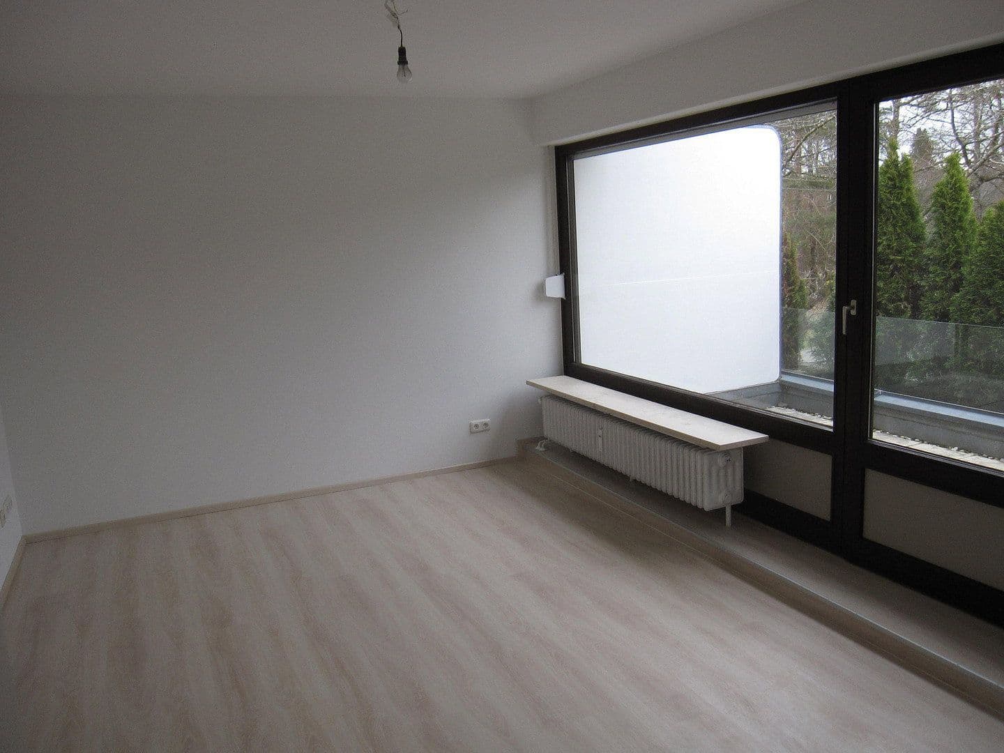 Prenájom bytu 2-izbový 48 m², München, Bavorsko Prenájom bytu 2-izbový 48 m², München, Bavorsko
