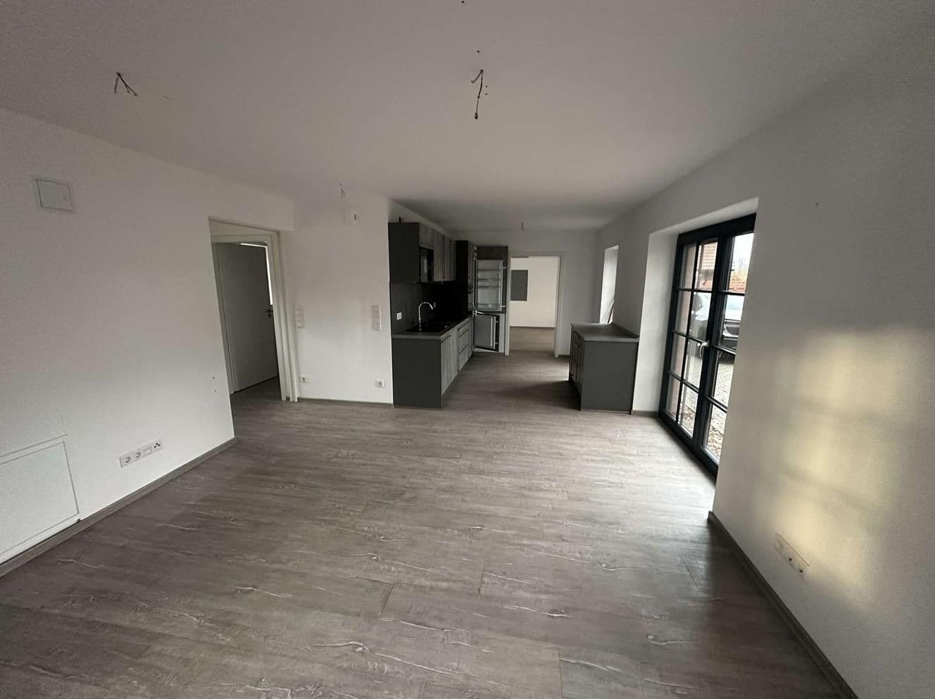 Prenájom kancelárie 103 m², Scharmbecker Dorfstraße 38, Winsen (Luhe), Dolné Sasko Prenájom kancelárie 103 m², Scharmbecker Dorfstraße 38, Winsen (Luhe), Dolné Sasko