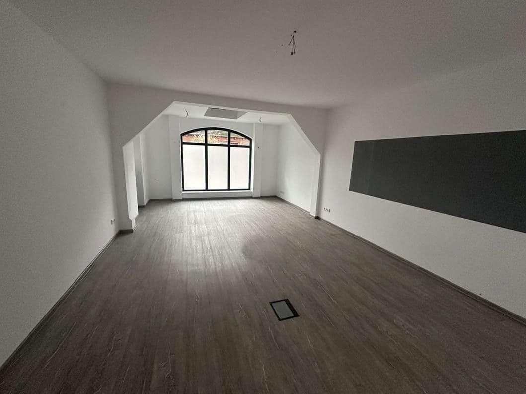 Prenájom kancelárie 103 m², Scharmbecker Dorfstraße 38, Winsen (Luhe), Dolné Sasko Prenájom kancelárie 103 m², Scharmbecker Dorfstraße 38, Winsen (Luhe), Dolné Sasko