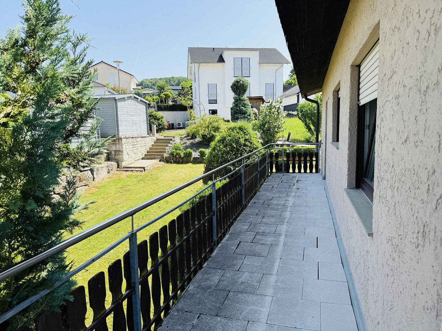 Predaj domu 250 m², pozemek 1.100 m², Lauda-Königshofen, Bádensko-Wurttembersko Predaj domu 250 m², pozemek 1.100 m², Lauda-Königshofen, Bádensko-Wurttembersko