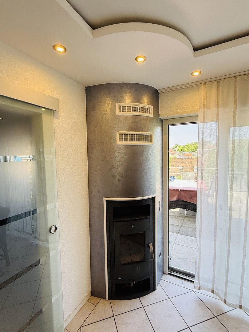 Predaj domu 250 m², pozemek 1.100 m², Lauda-Königshofen, Bádensko-Wurttembersko Predaj domu 250 m², pozemek 1.100 m², Lauda-Königshofen, Bádensko-Wurttembersko