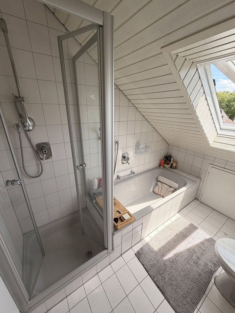 Prenájom bytu 2-izbový 62 m², Unterensingen, Bádensko-Wurttembersko Prenájom bytu 2-izbový 62 m², Unterensingen, Bádensko-Wurttembersko