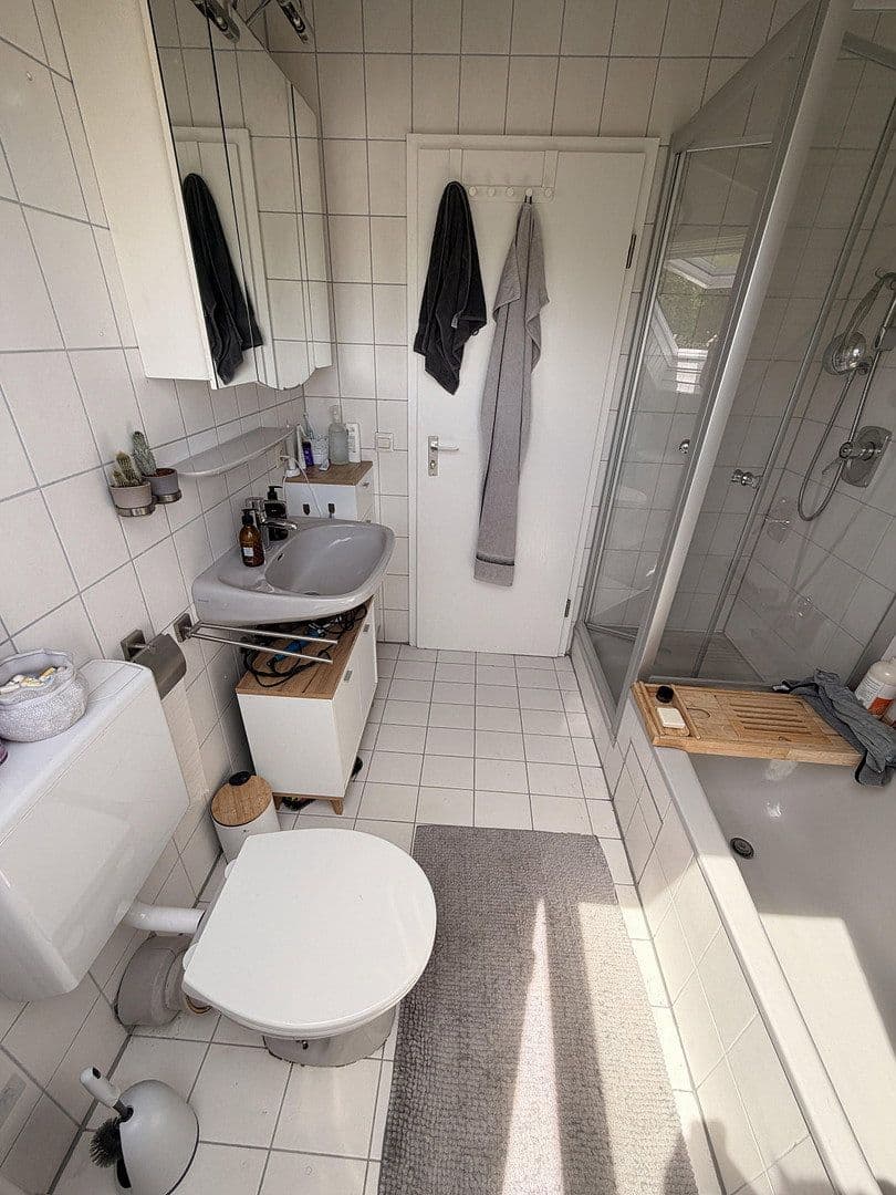 Prenájom bytu 2-izbový 62 m², Unterensingen, Bádensko-Wurttembersko Prenájom bytu 2-izbový 62 m², Unterensingen, Bádensko-Wurttembersko