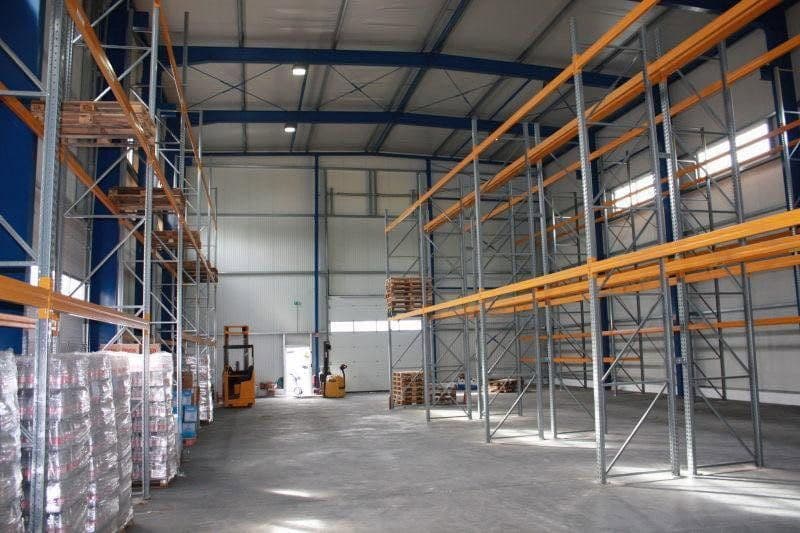 Prenájom nebytového priestoru 480 m², Dieselstr. 13, Arnsberg, Severné Porýnie - Westfálsko Prenájom nebytového priestoru 480 m², Dieselstr. 13, Arnsberg, Severné Porýnie - Westfálsko