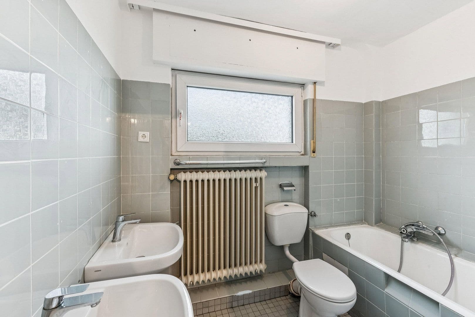 Predaj domu 105 m², pozemek 174 m², Bad Soden am Taunus, Hesensko Predaj domu 105 m², pozemek 174 m², Bad Soden am Taunus, Hesensko