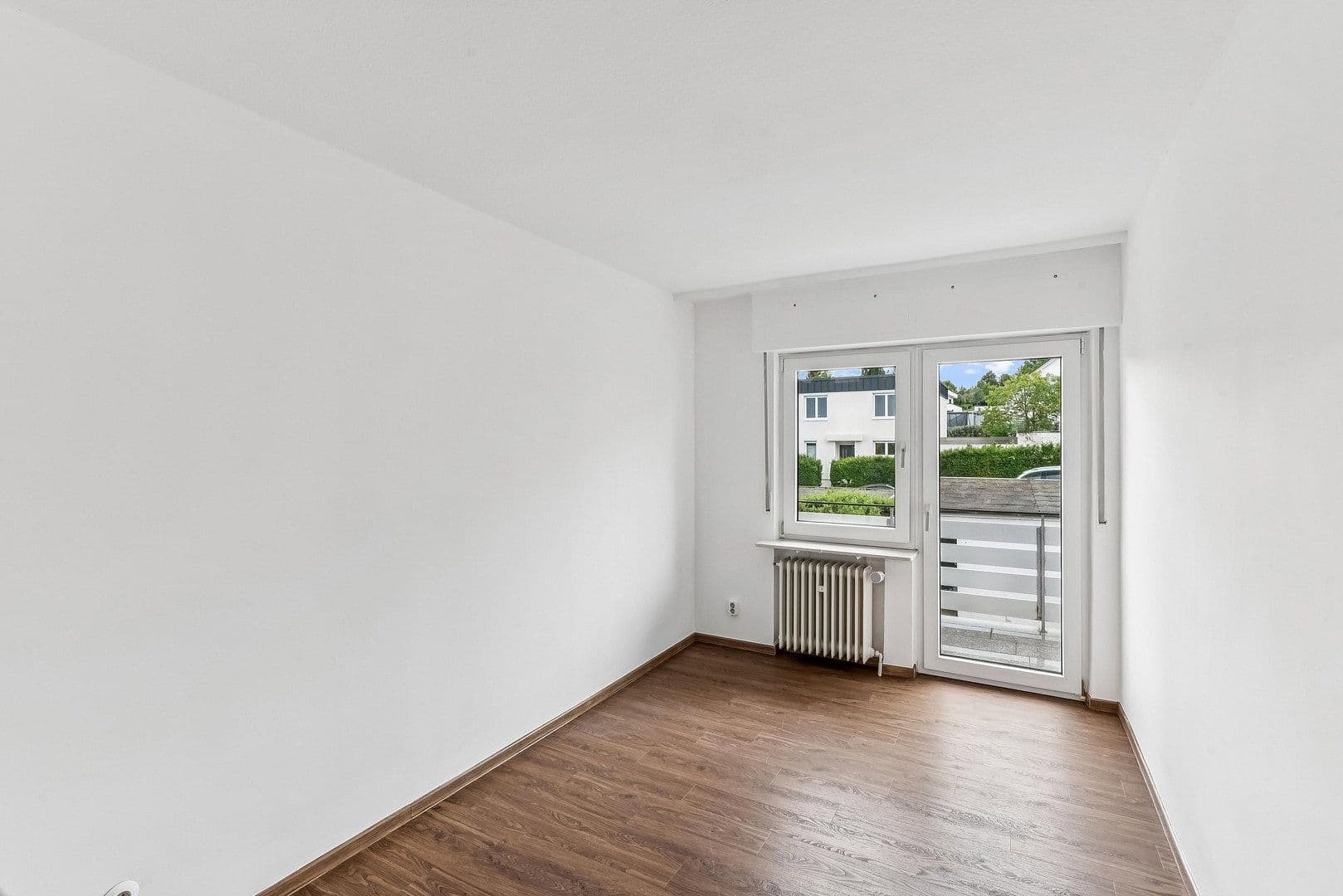Predaj domu 105 m², pozemek 174 m², Bad Soden am Taunus, Hesensko Predaj domu 105 m², pozemek 174 m², Bad Soden am Taunus, Hesensko